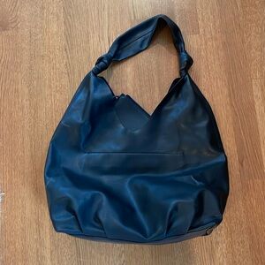 Elizabeth and James hobo